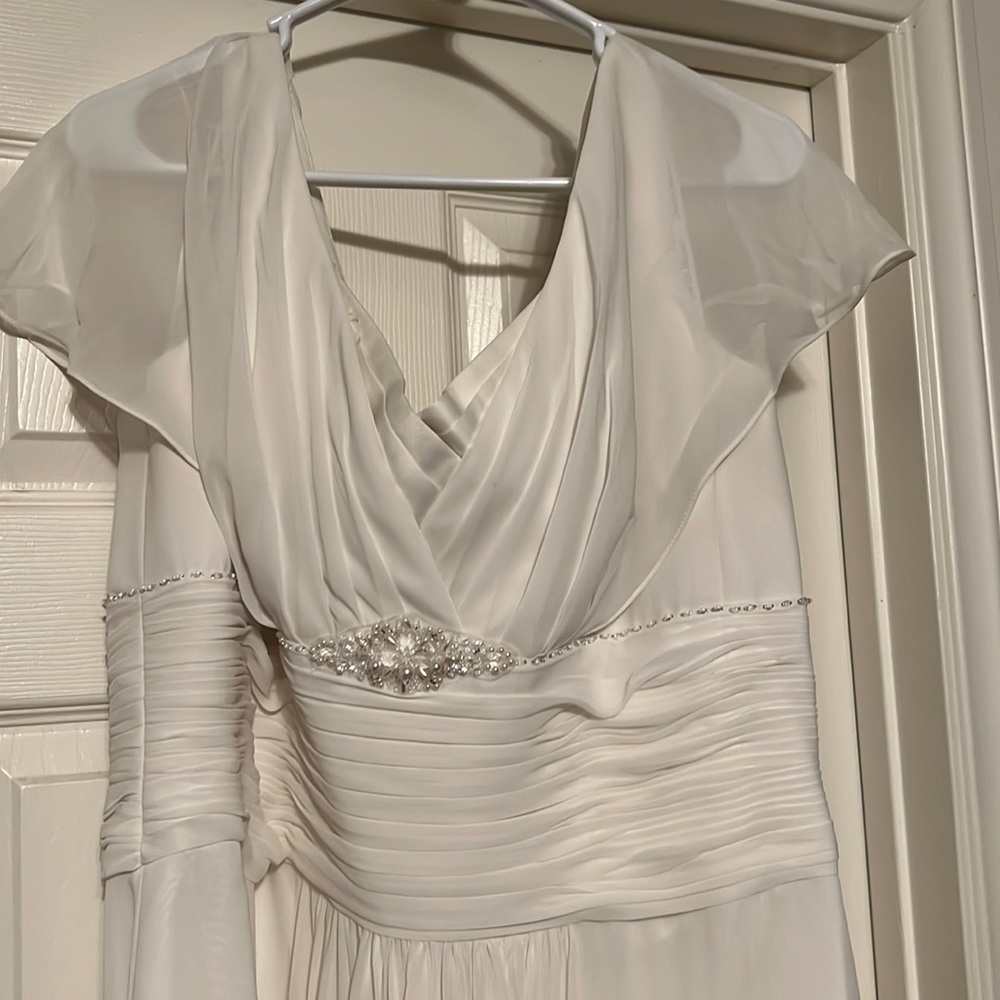 Wedding dress (off white)